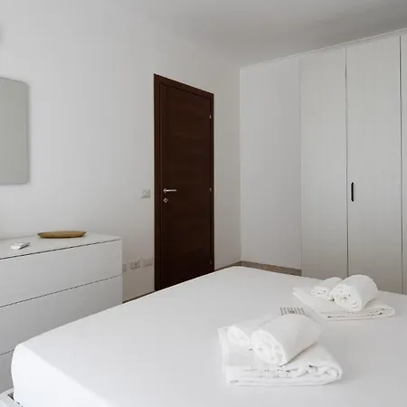 Welcomely - Xenia Boutique House Apartmán *