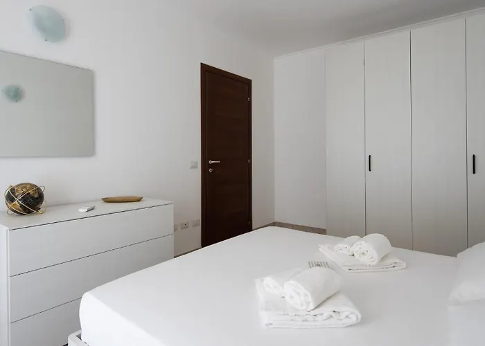 Welcomely - Xenia Boutique House Apartamento *