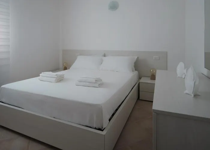 Welcomely - Xenia Boutique House Apartamento
