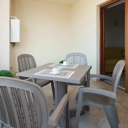 Welcomely - Xenia Boutique House شقة أولبيا