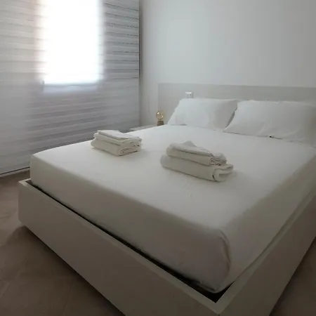 Welcomely - Xenia Boutique House * أولبيا