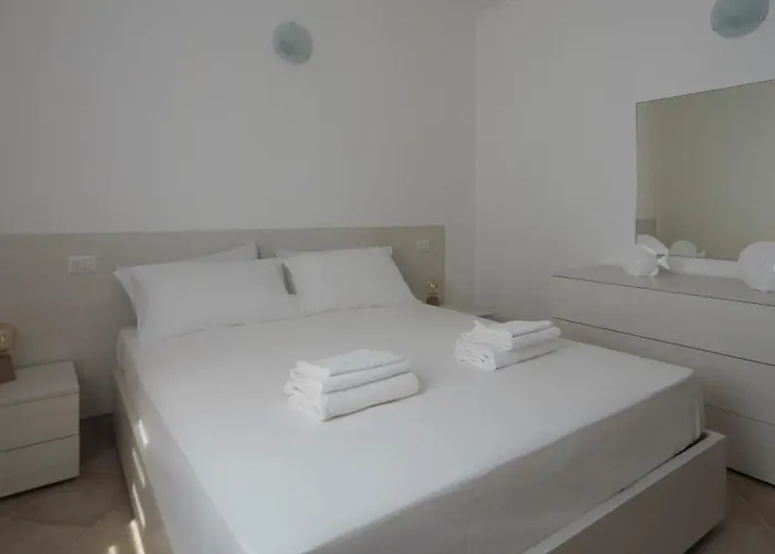 Apartment Welcomely - Xenia Boutique House *